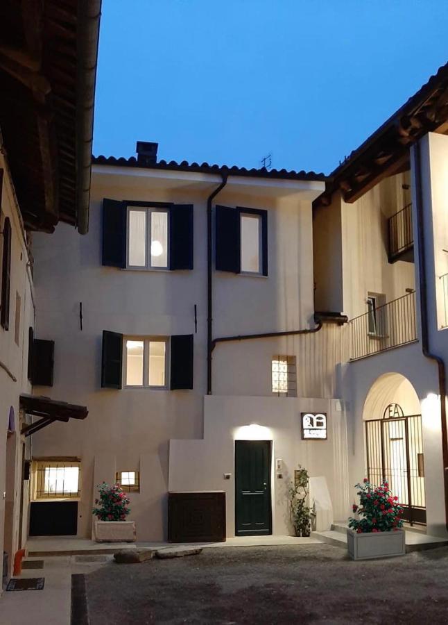Le Case Di Angelina - Langhe Loft & Suites Farigliano 外观 照片