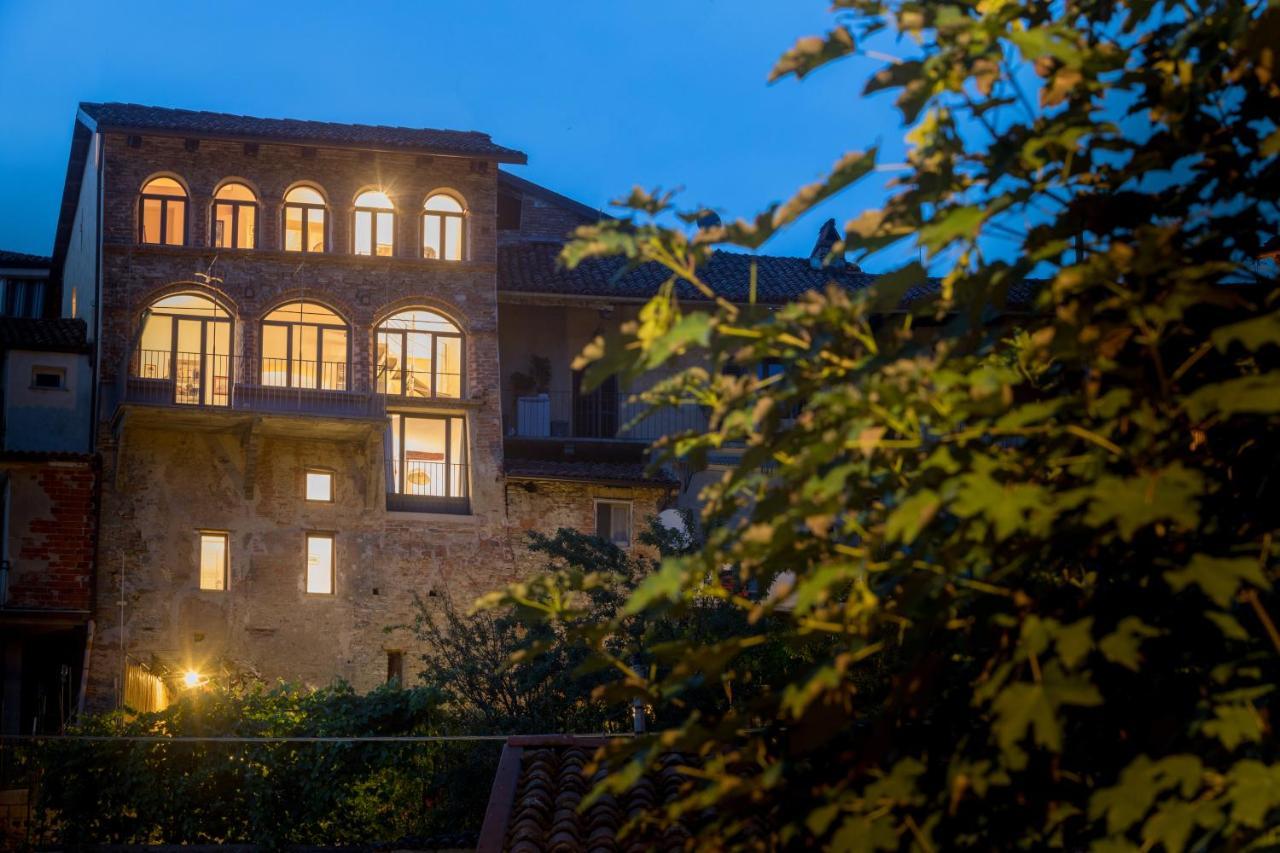 Le Case Di Angelina - Langhe Loft & Suites Farigliano 外观 照片